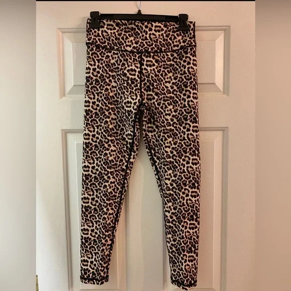 Leopard Print Leggings Zyia 2 - Picture 4 of 6